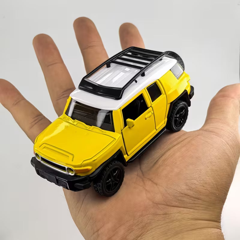 1:32 Scale Alloy Die-Cast Vintage SUV Toy Car