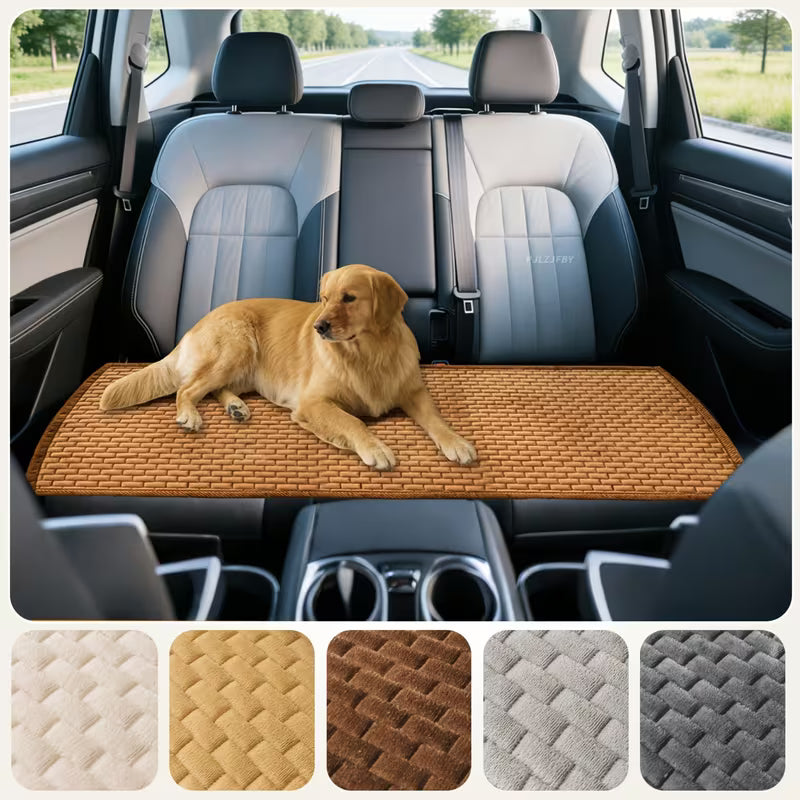 Non-Slip Pet Mat, Durable Polyester Travel Mat Thickened, Protects Seat Surfaces Washable and Easy-to-Clean, Compatible with All Dog Breeds