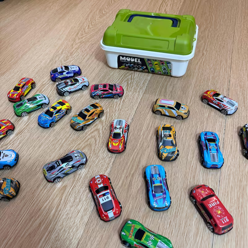 19Pcs Toy Car Party Favor Set, Multi-Item Car Toys with Storage Box