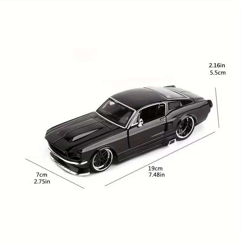 Maisto Simulation 1:24 DIY Assembly Alloy 19"67" for Ford GT Car Model Children's Toy Car Ornaments Pull-back Car Model Boy Toy Holiday Gift