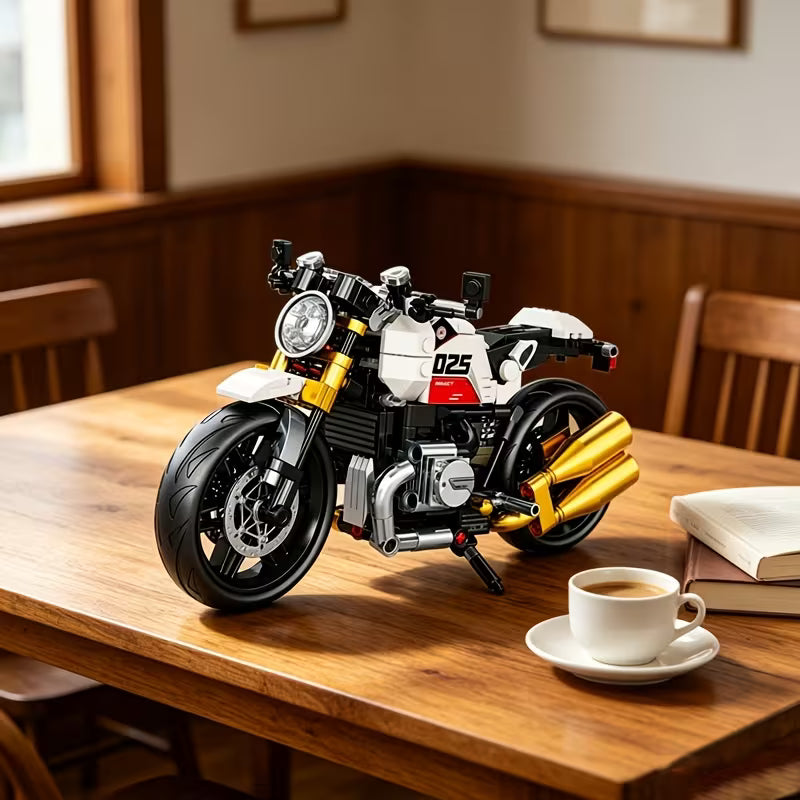 White Vintage Motorcycle Building Blocks, Birthday Gift for Boys, Motorcycle Assembly Model, Gift for Motorcycle Enthusiast Collectors, Children's Toy
