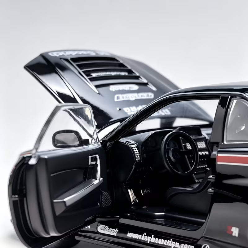 1:24 GRR Black Luxury Car Model an Excellent Gift for Car Enthusiasts and Collectors for Birthdays