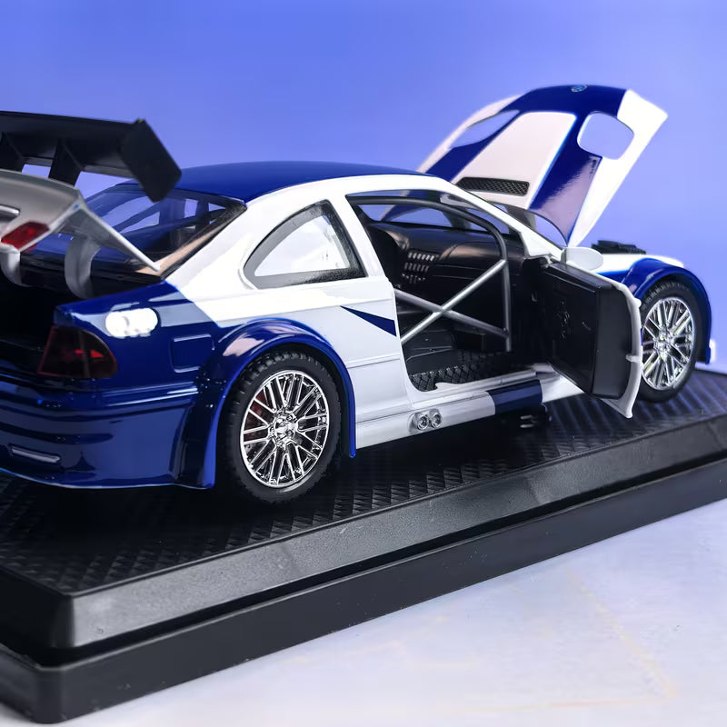 1:24 Scale Alloy Car Model with Base, Premium Collectible Ornament, Home Decor, Model Making And Hobby Cultivation, Favorite Gift for Car Enthusiasts, Christmas