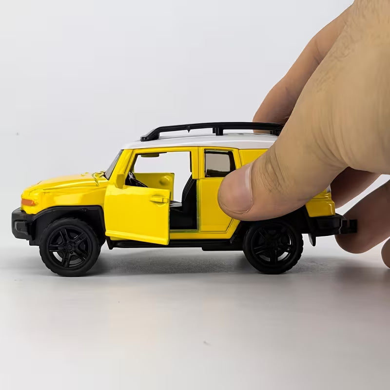 1:32 Scale Alloy Die-Cast Vintage SUV Toy Car