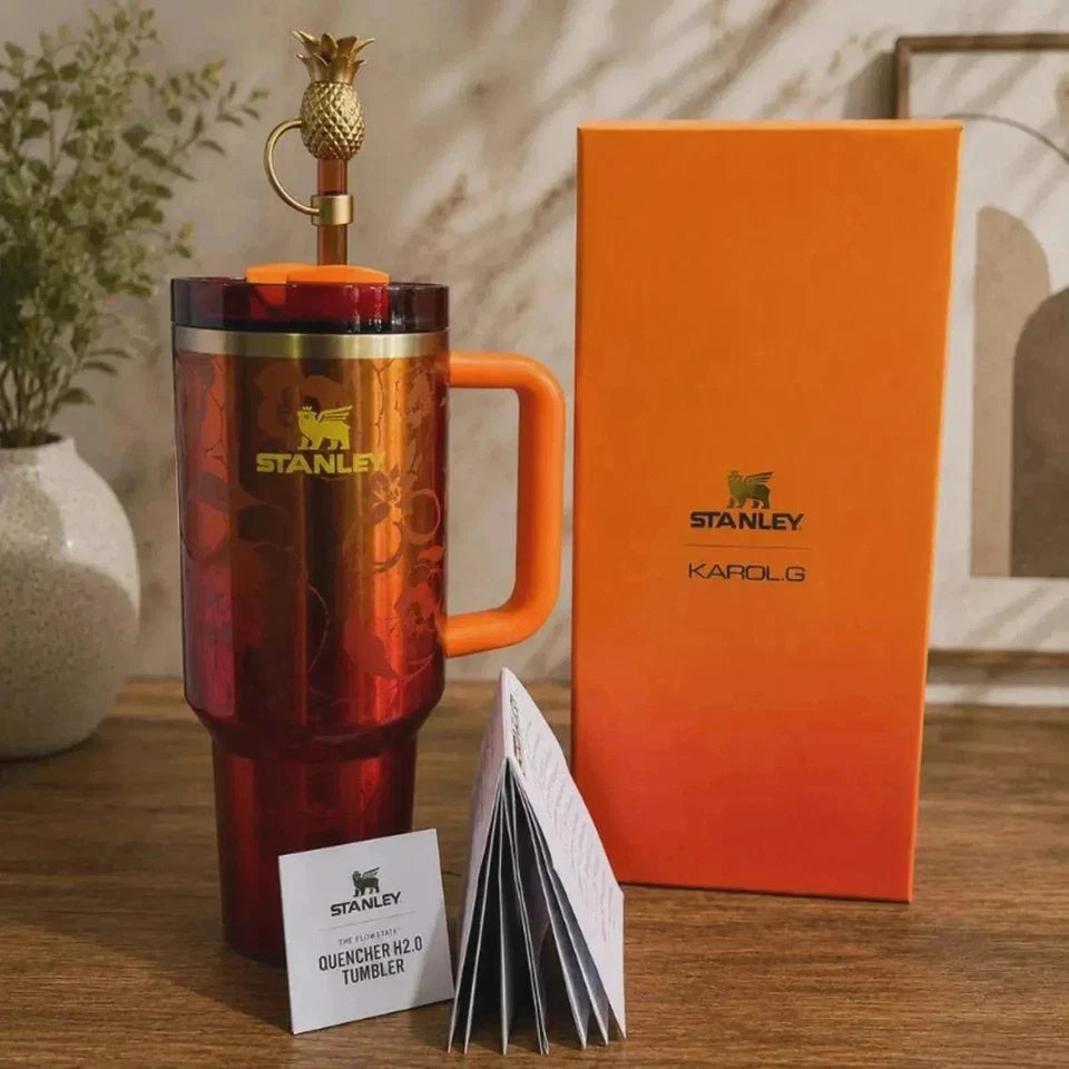 The Stanley 1913 x KAROL G 40oz Quencher H2.O